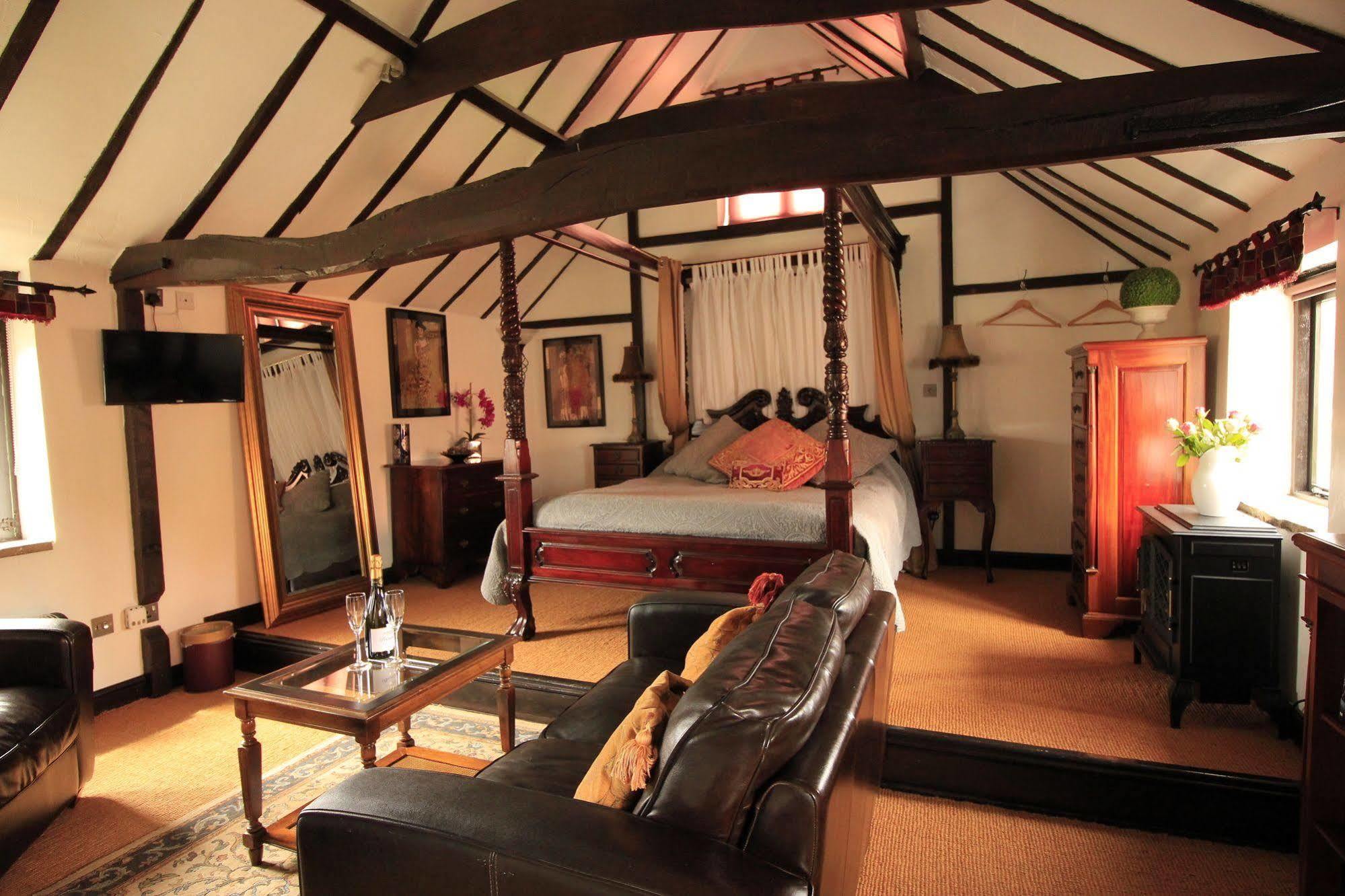 The Hayloft And Stables At Greystones Hotell Swinderby Exteriör bild